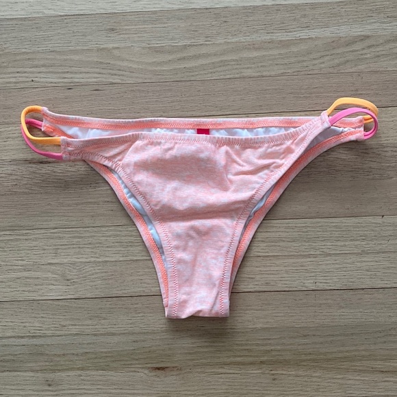 NWOT Victoria’s Secret bikini swim bottoms Sz L - Picture 1 of 4